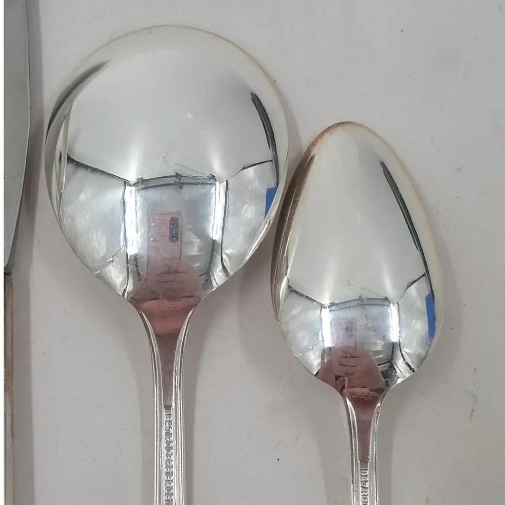 Rogers Brothers Silverplate Eternally Yours Coquette 5 Piece Setting‎ 5-8